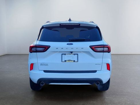 Used 2023 Ford Escape ST-Line image 4