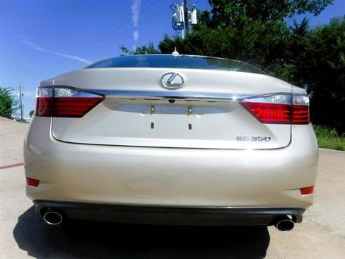 Used 2013 Lexus ES 350 w/ Premium Pkg FWD image 17