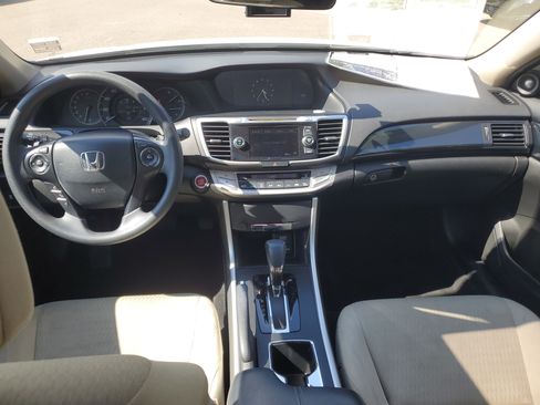 Used 2015 Honda Accord EX image 21