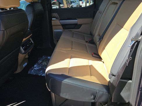 New 2025 Ford F250 Lariat w/ Lariat Ultimate Package image 17