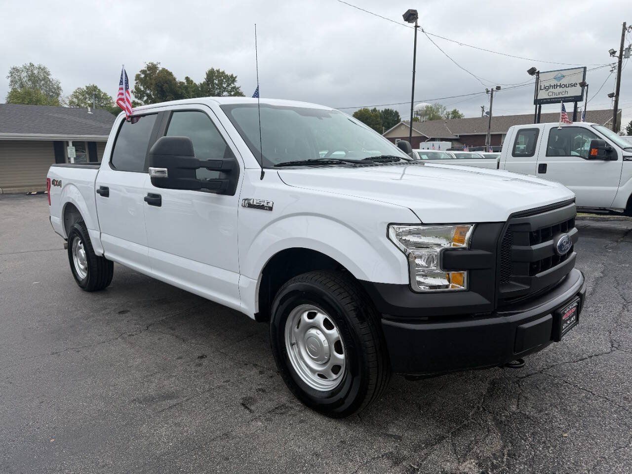 Used 2017 Ford F150 XL w/ Trailer Tow Package w/101A AWD/4WD image 4
