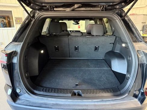 Used 2025 Chevrolet Equinox LT image 6