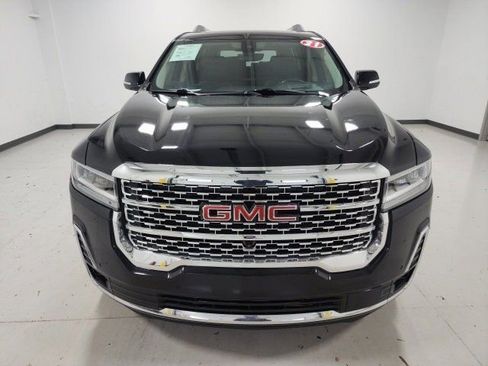 Used 2021 GMC Acadia Denali w/ Denali Technology Package image 9