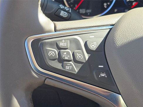 Used 2024 Chevrolet Malibu LT image 32