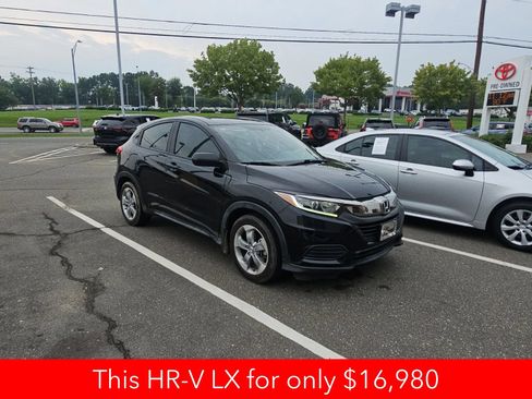 Used 2019 Honda HR-V LX image 9