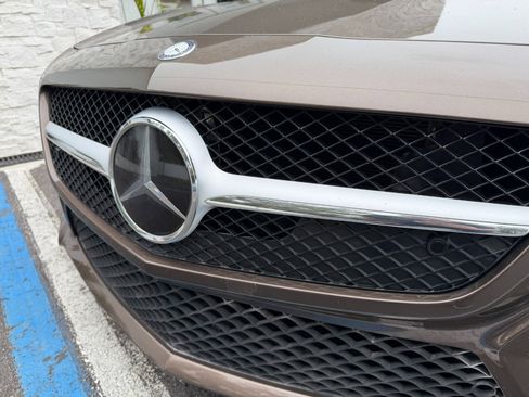 Used 2016 Mercedes-Benz SL 400 image 5