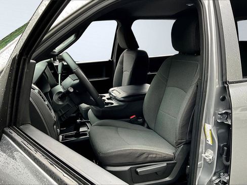 Certified 2024 RAM 2500 Tradesman w/ Chrome Appearance Group image 26