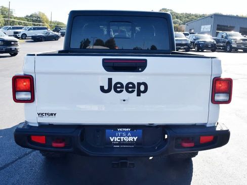 Used 2022 Jeep Gladiator Sport image 25