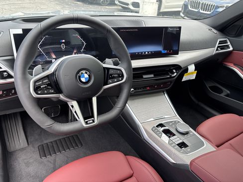 Used 2026 BMW 330i xDrive Sedan w/ M Sport Package AWD/4WD image 20