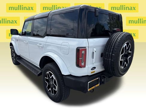 Certified 2025 Ford Bronco Outer Banks AWD/4WD image 9