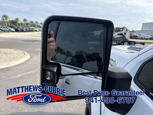 Used 2024 Chevrolet Silverado 3500 High Country w/ Technology Package AWD/4WD image 8