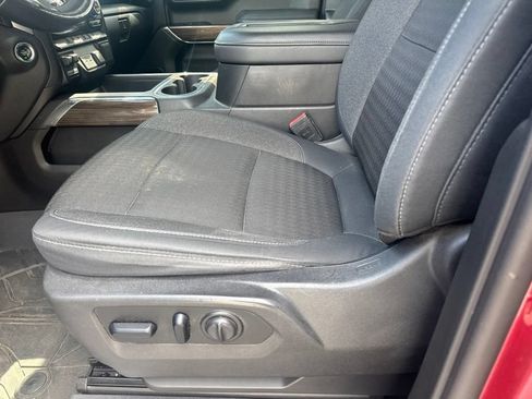 Used 2019 Chevrolet Silverado 1500 LT Trail Boss AWD/4WD image 19