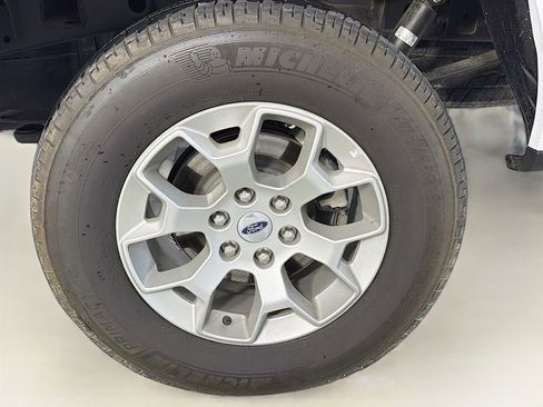 Used 2023 Ford F150 XLT AWD/4WD image 32