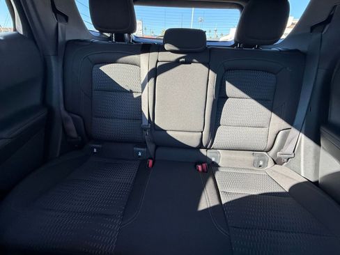 Used 2025 Chevrolet Equinox LT image 36