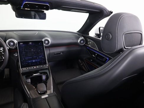 Used 2023 Mercedes-Benz SL 55 AMG 4MATIC image 42