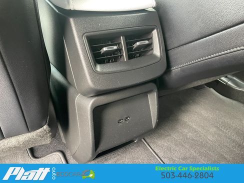 Used 2024 Chevrolet Equinox EV LT FWD image 42