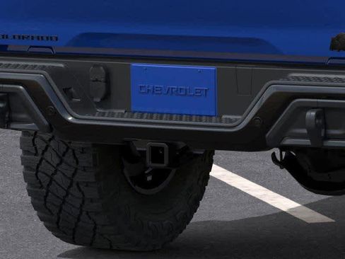New 2026 Chevrolet Colorado ZR2 w/ ZR2 Bison Edition image 14