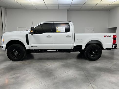 Used 2024 Ford F250 XLT w/ XLT Premium Package AWD/4WD image 5