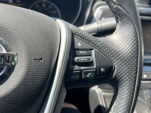Used 2020 Nissan Maxima 3.5 SV w/ Floor Mat Group FWD image 25