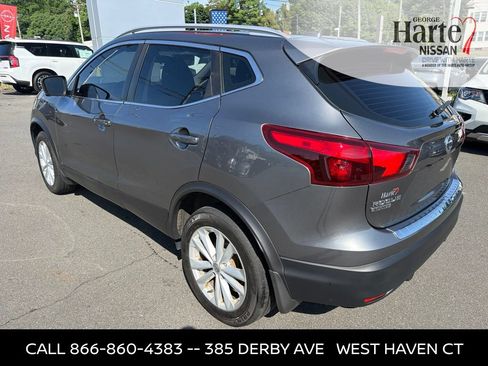 Used 2017 Nissan Rogue Sport SV w/ SV Premium Package AWD/4WD image 6