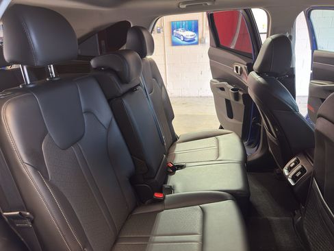 Used 2023 Kia Sorento S w/ Panoramic Sunroof Package FWD image 26
