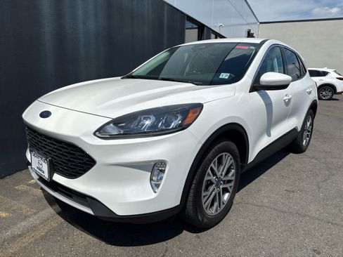 Used 2022 Ford Escape SEL w/ Technology Package AWD/4WD image 2