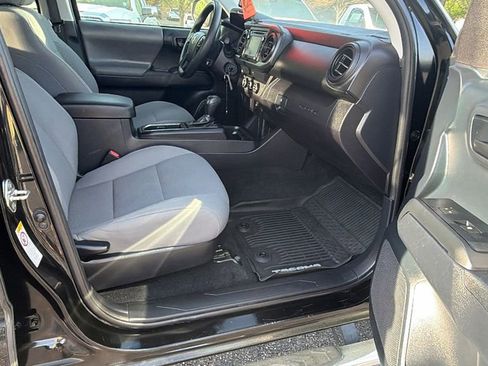 Used 2019 Toyota Tacoma SR w/ SR Convenience Package image 15