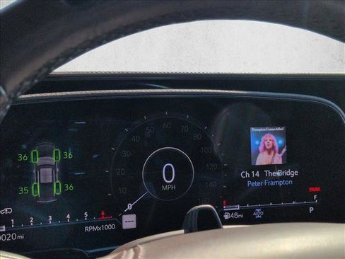 Used 2023 Cadillac Escalade ESV Sport Platinum w/ LPO, ONYX Package AWD/4WD image 11