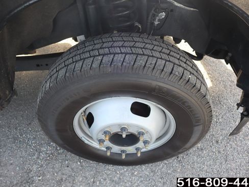 Used 2025 Ford F350 XL image 10