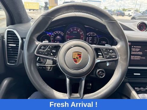 Used 2021 Porsche Cayenne GTS AWD/4WD image 3