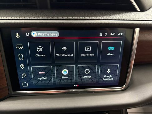 Used 2023 GMC Yukon Denali Ultimate image 36