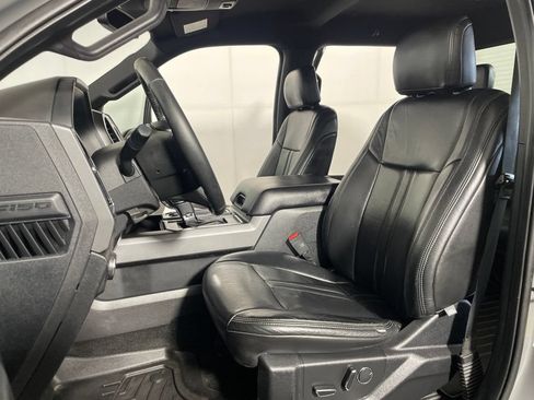 Used 2018 Ford F150 XLT w/ Equipment Group 302A Luxury AWD/4WD image 11
