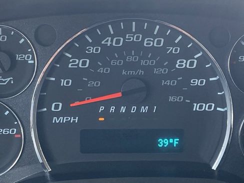 New 2024 GMC Savana 3500 Work Van w/ Power Convenience Package image 21