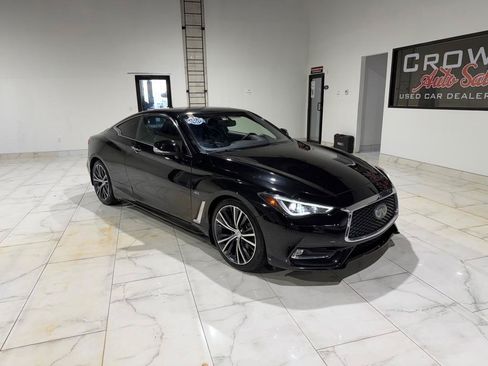 Used 2017 INFINITI Q60 3.0t Sport RWD image 3