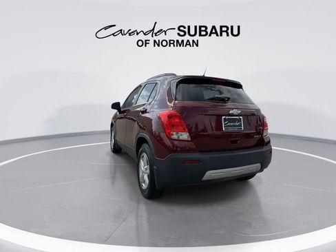 Used 2016 Chevrolet Trax LT w/ LT Sun and Sound Package FWD image 7