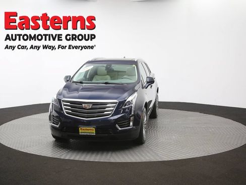 Used 2017 Cadillac XT5 Luxury w/ Driver Awareness Package AWD/4WD image 57