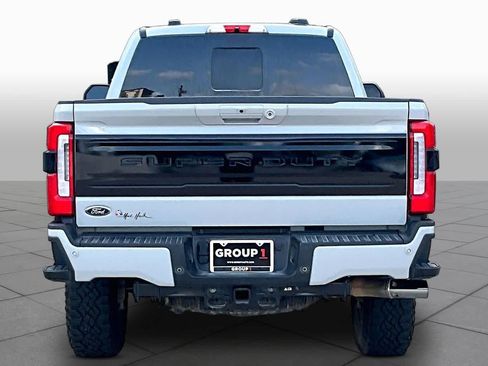 Used 2025 Ford F250 Platinum w/ Tremor Off-Road Package AWD/4WD image 4