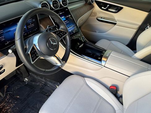 Certified 2024 Mercedes-Benz GLC 300 image 9