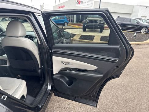Used 2022 Hyundai Tucson Limited image 53