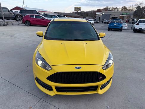 Used 2017 Ford Focus ST w/ Equipment Group 402A image 71