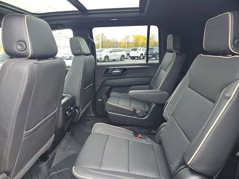 New 2026 Chevrolet Suburban Premier w/ Sun And Tow Package image 27