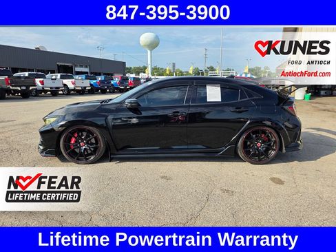Used 2018 Honda Civic Type R image 6
