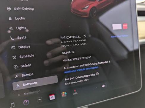 Used 2020 Tesla Model 3 Long Range AWD/4WD image 23