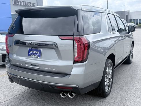 Used 2023 GMC Yukon Denali Ultimate AWD/4WD image 5