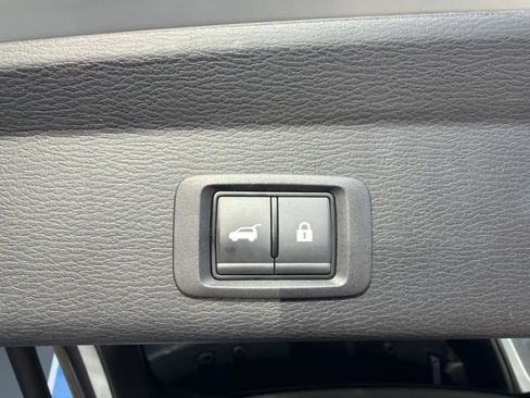 Used 2024 Mitsubishi Outlander SE AWD/4WD image 29