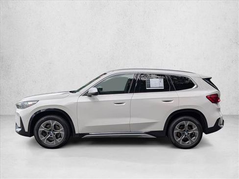 Used 2023 BMW X1 xDrive28i w/ Convenience Package AWD/4WD image 9