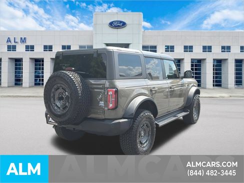 Used 2025 Ford Bronco Outer Banks w/ Sasquatch Package AWD/4WD image 5