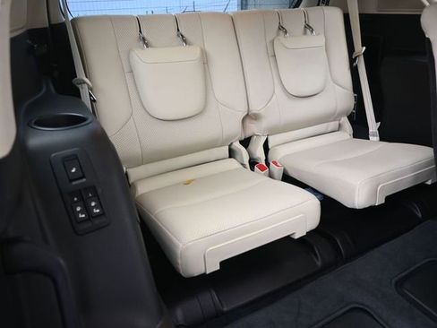 Used 2023 Lexus GX 460 Luxury w/ Sport Design Package AWD/4WD image 35