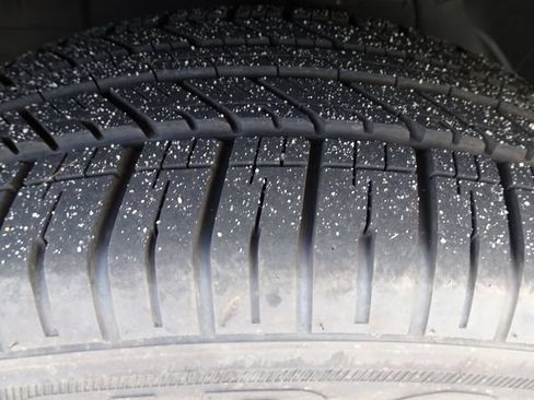 Used 2015 GMC Acadia SLT w/ Open Road Package FWD image 41