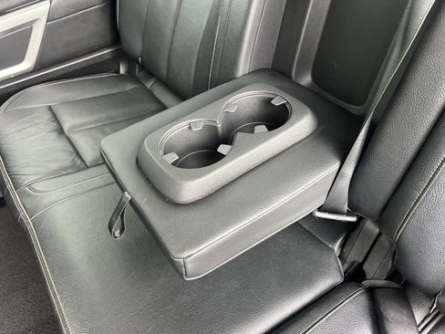 Used 2018 Nissan Titan SL w/ Chrome Package RWD image 20